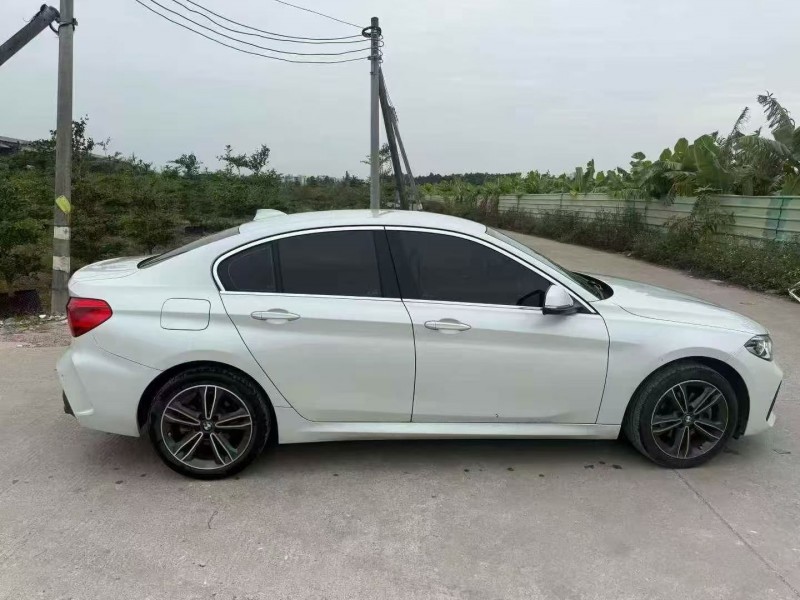 22年珠海宝马1系