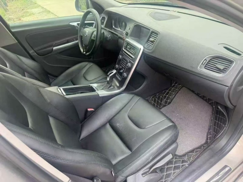 14年佛山沃尔沃S60L