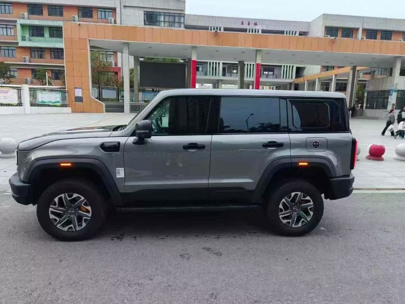 25年枣庄北京BJ40