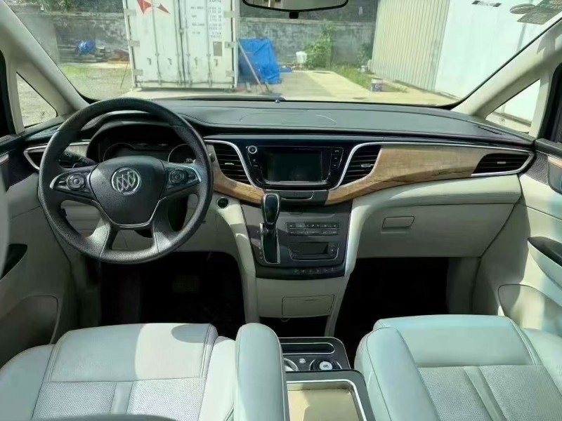 20年潍坊别克GL8