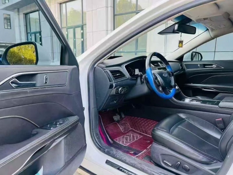 16年威海福特金牛座