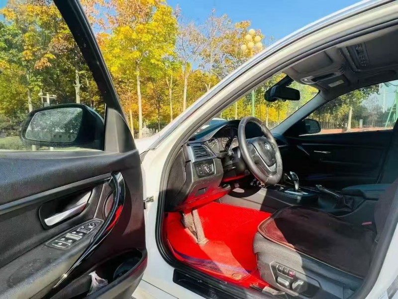 17年东营宝马3系