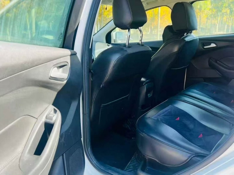 16年东营福特福克斯