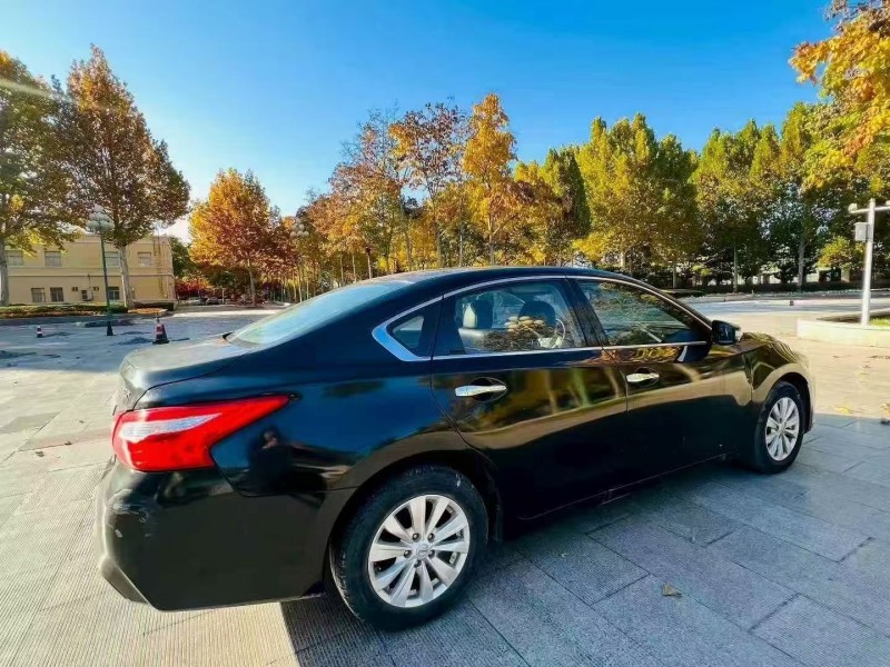 17年潍坊日产天籁