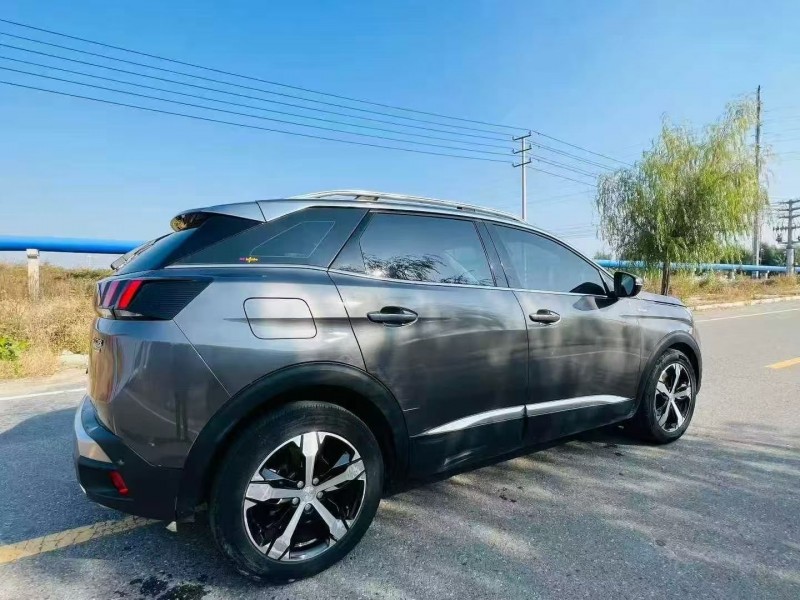 17年烟台标致4008