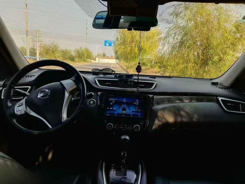 15年青岛日产奇骏