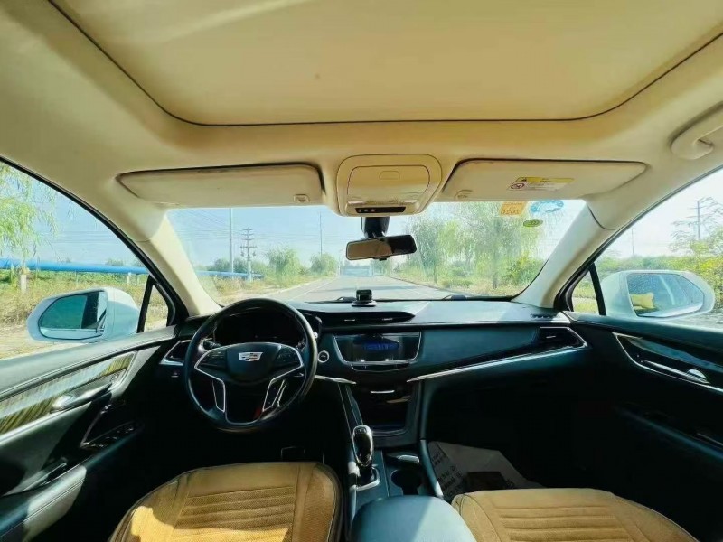 16年威海凯迪拉克XT5