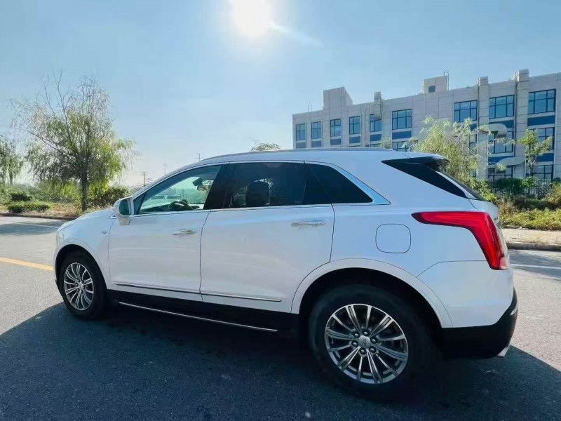 16年威海凯迪拉克XT5