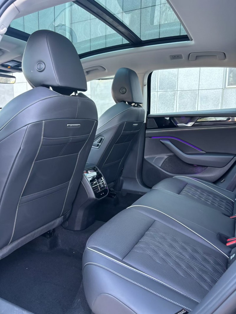 25年吉林大众迈腾