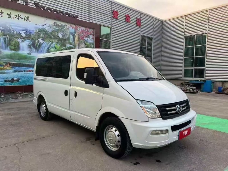 21年青岛大通V80