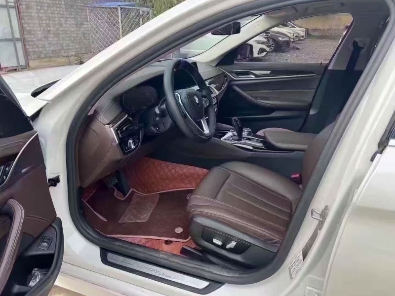 20年青岛宝马5系