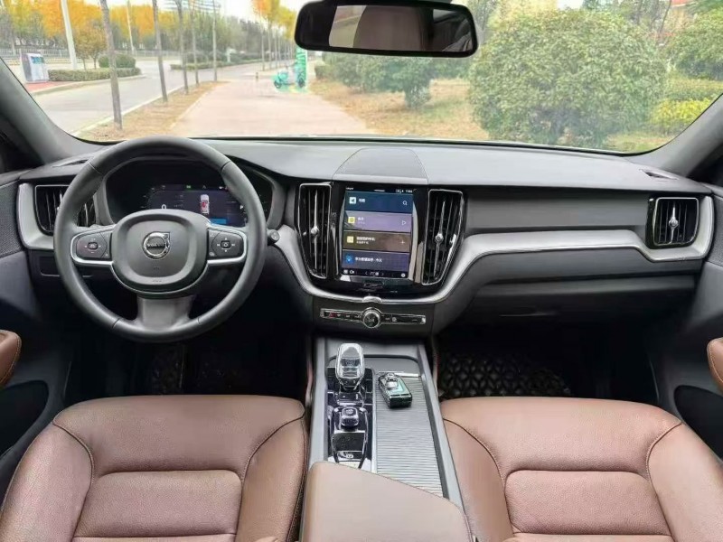25年烟台沃尔沃XC60
