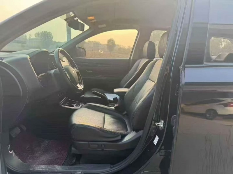 18年东营三菱欧蓝德