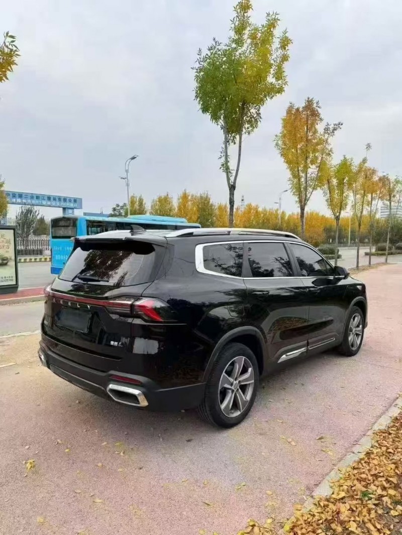 23年青岛吉利豪越