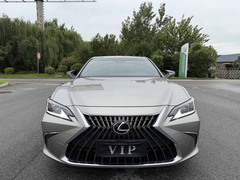 24年盐城雷克萨斯ES