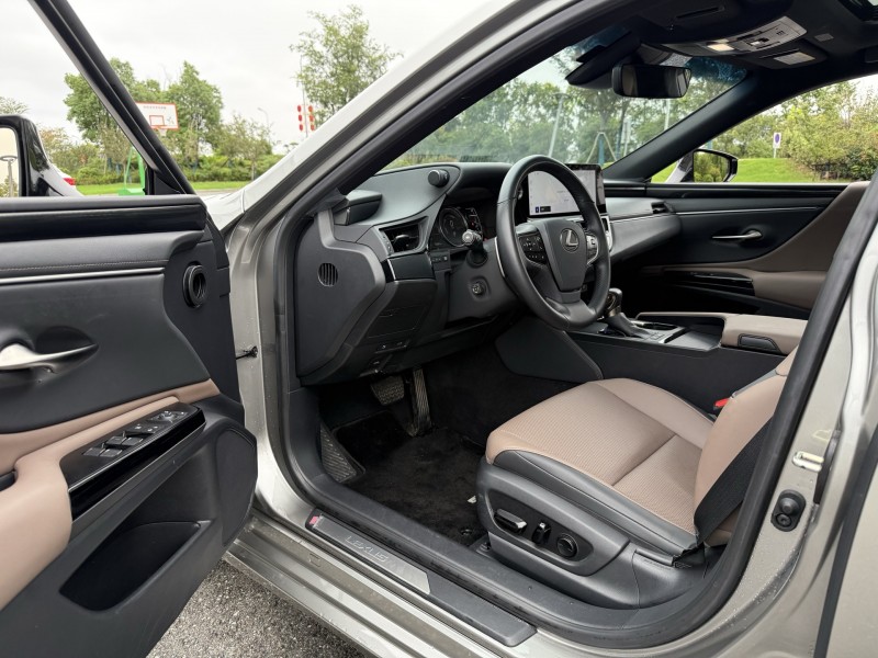 24年盐城雷克萨斯ES