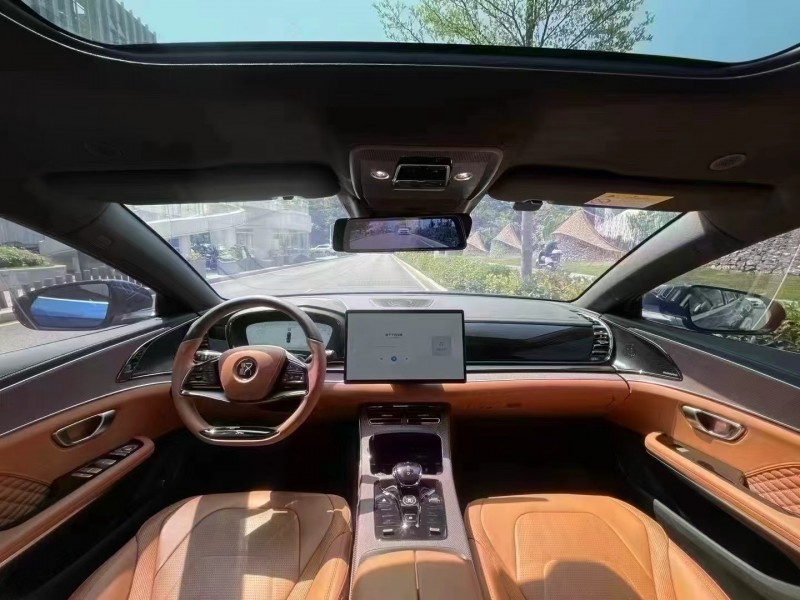 23年深圳比亚迪汉DM