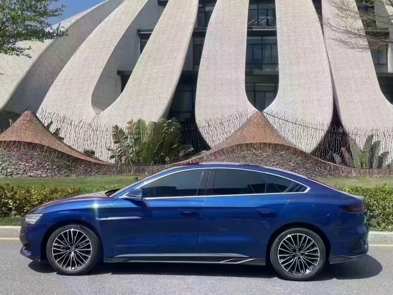 23年深圳比亚迪汉DM