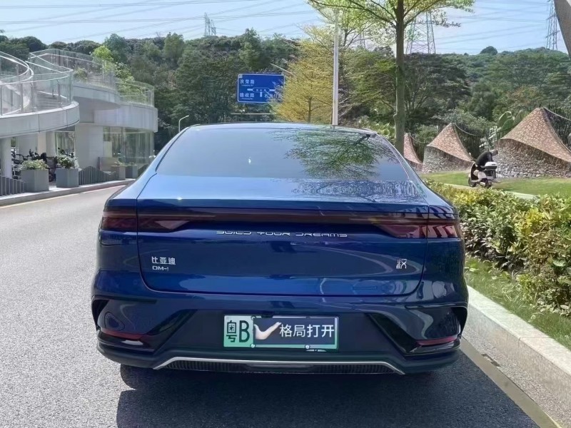 23年深圳比亚迪汉DM