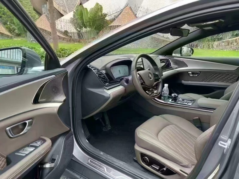 24年深圳比亚迪汉DM