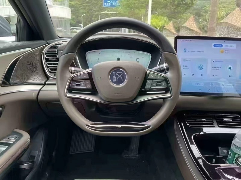 24年深圳比亚迪汉DM