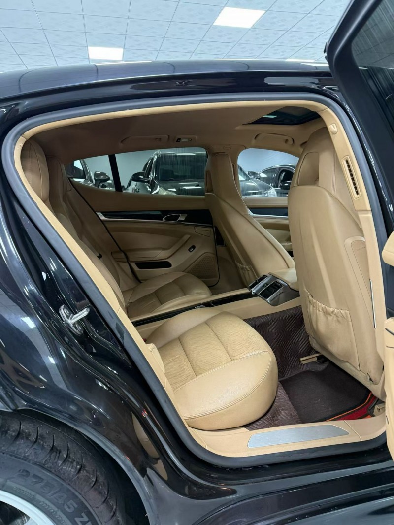 13年廊坊保时捷帕拉梅拉