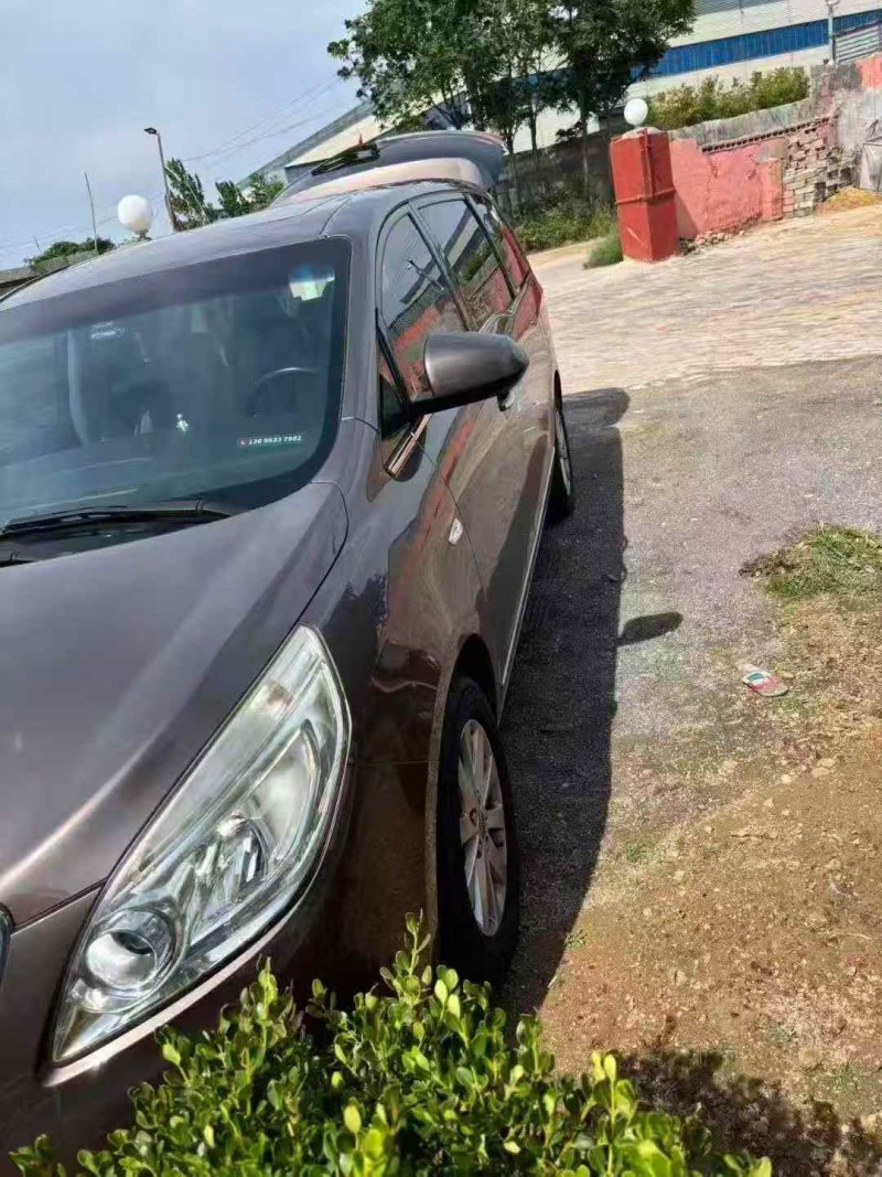 17年济宁别克GL8