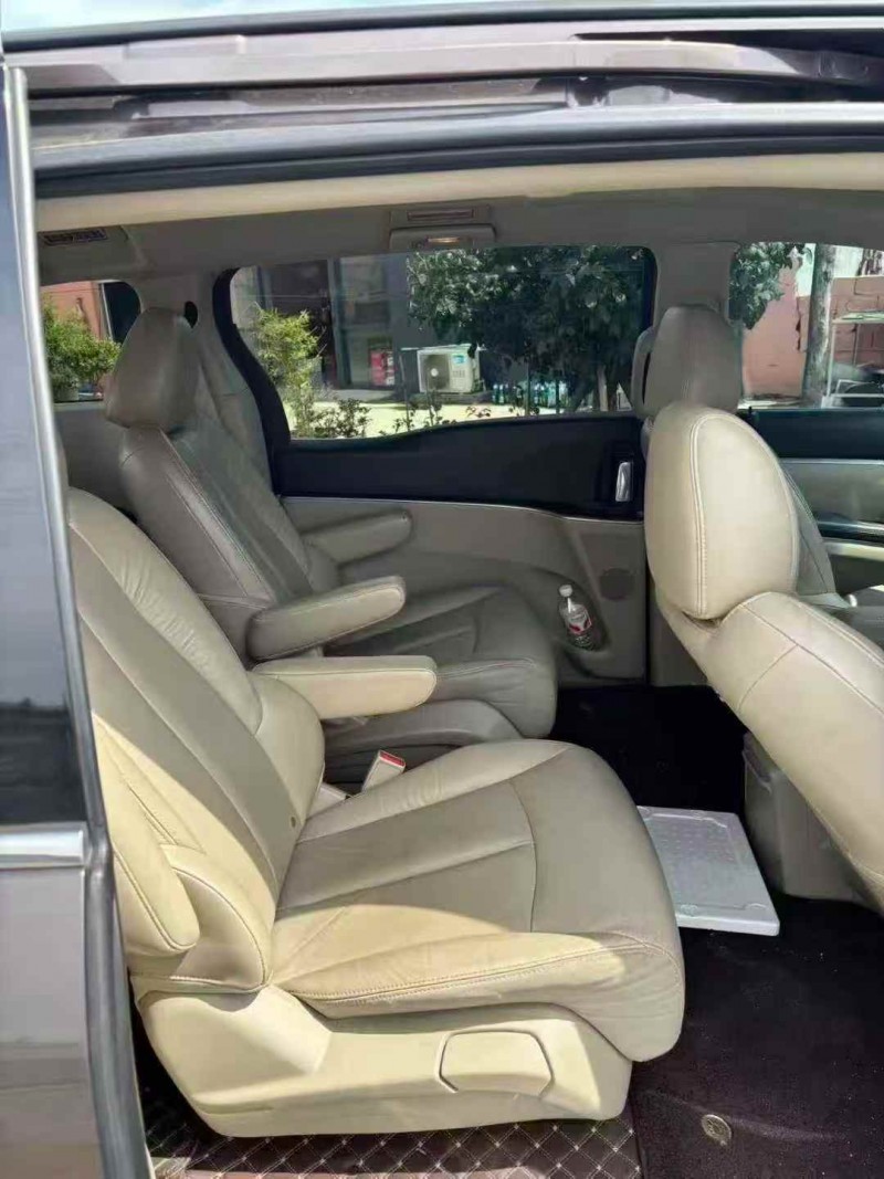 17年济宁别克GL8