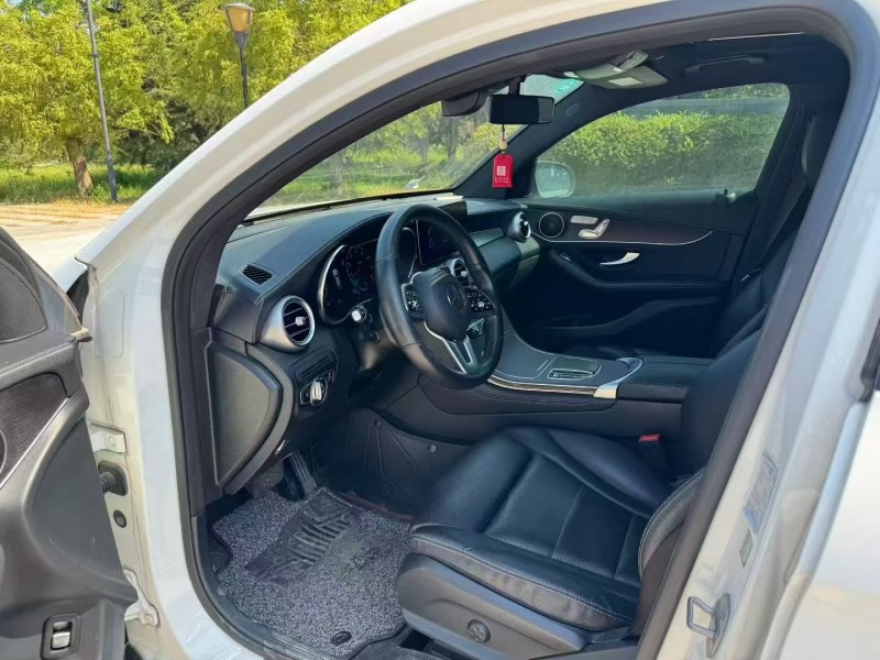 20年东营奔驰GLC