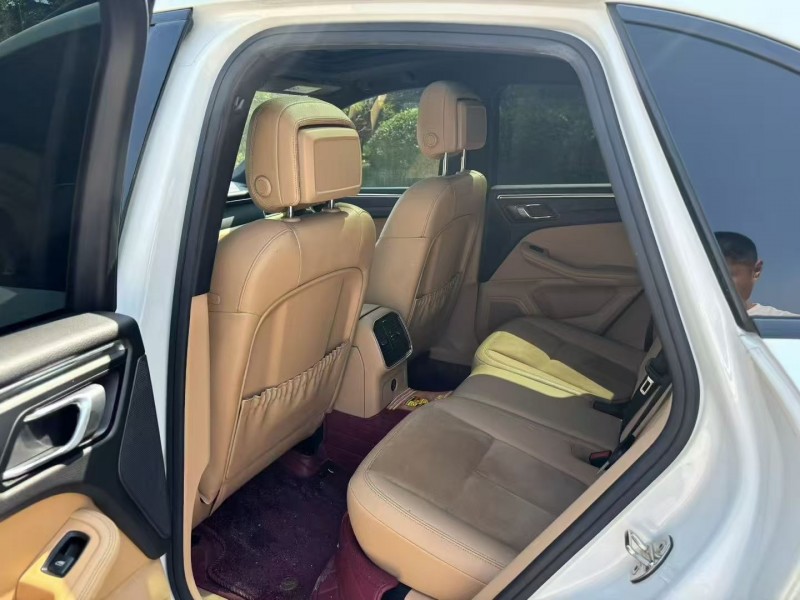 17年东营保时捷Macan