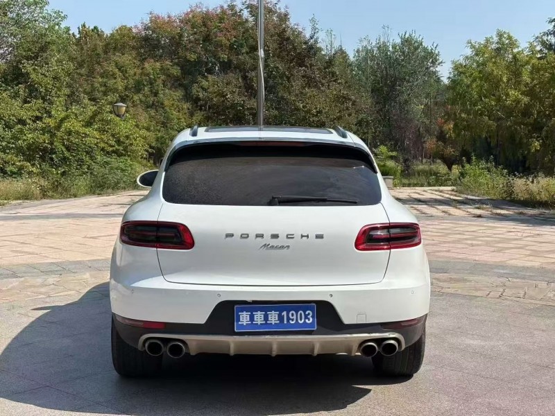 17年东营保时捷Macan