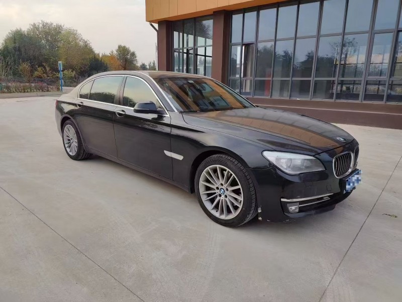 15年日照宝马7系