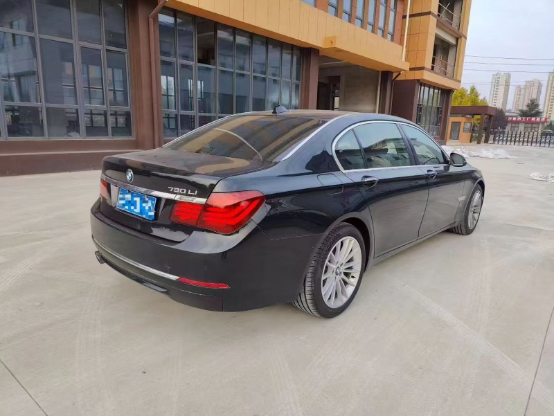 15年日照宝马7系