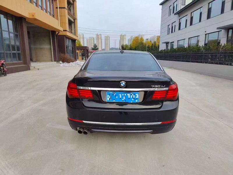 15年日照宝马7系