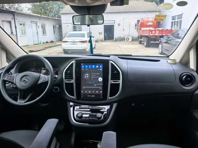 21年常州奔驰威霆