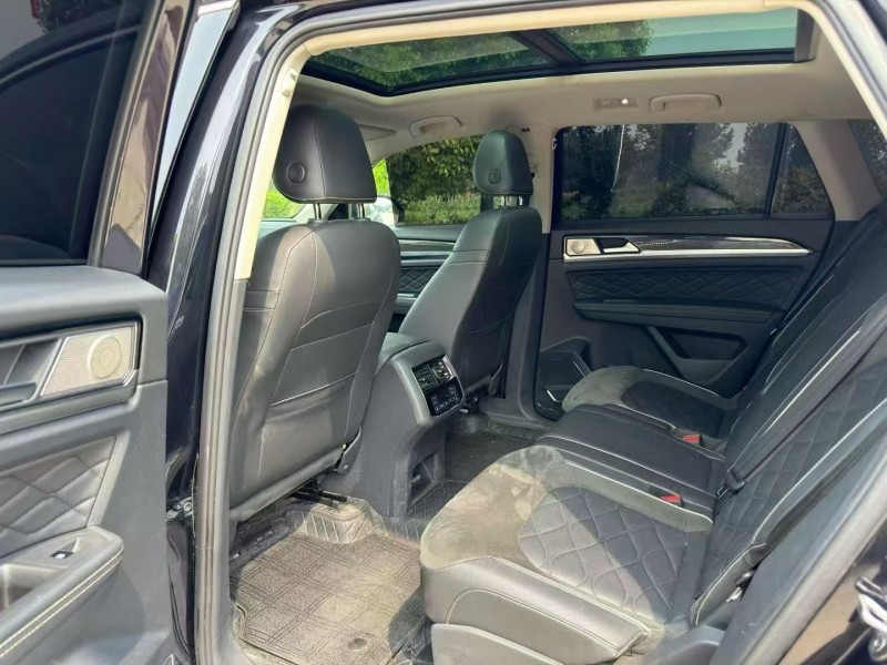 20年常州大众途昂