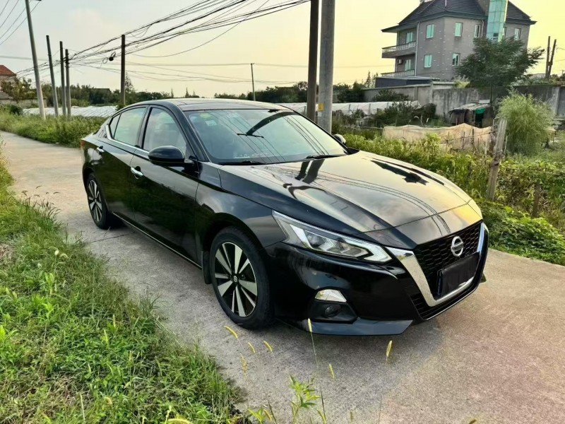 21年金华日产天籁