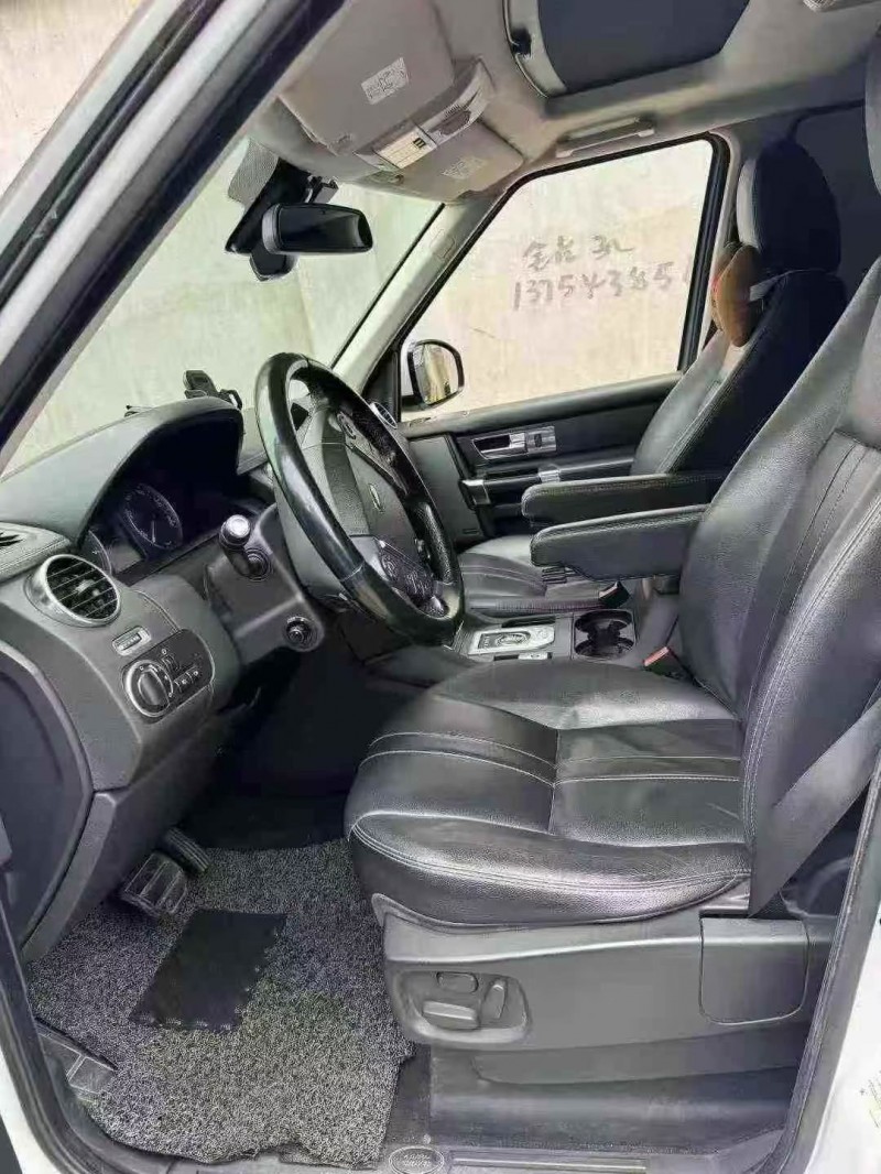 14年湖州路虎发现4