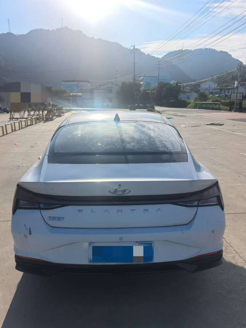 21年湖州现代伊兰特