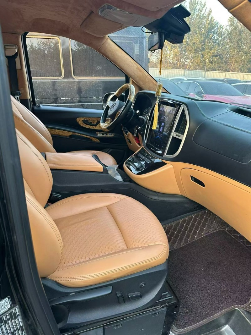 19年忻州奔驰威霆