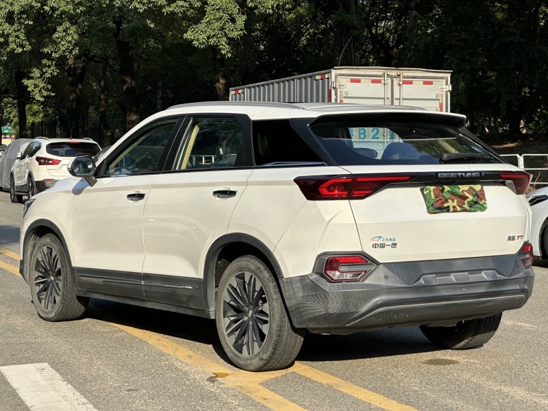 21年东莞市奔腾T77