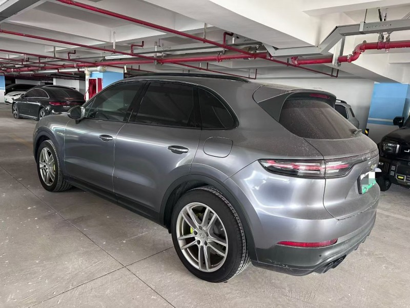 22年常州保时捷卡宴