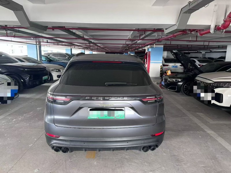 22年常州保时捷卡宴