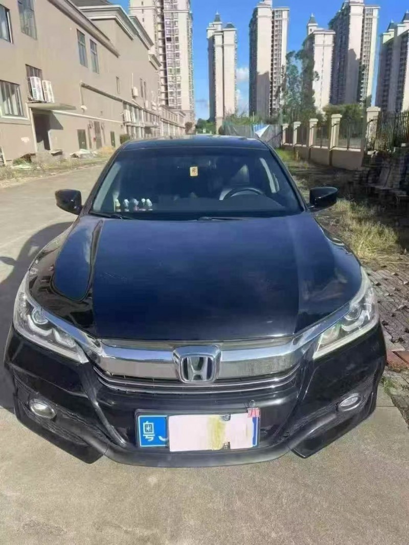 16年深圳本田雅阁