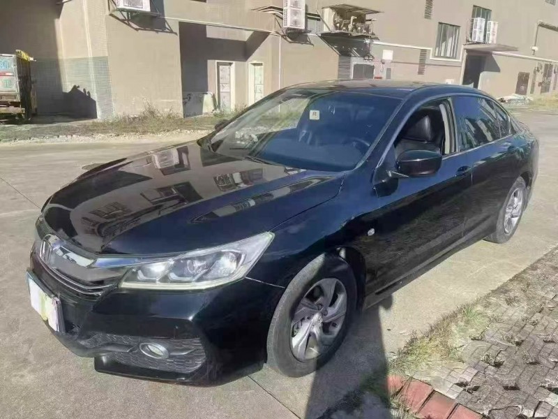 16年深圳本田雅阁