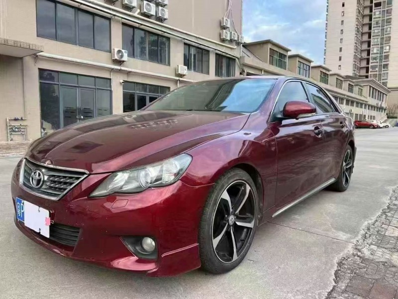 12年深圳丰田锐志