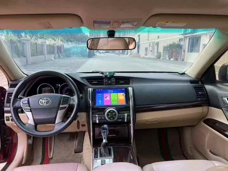 12年深圳丰田锐志