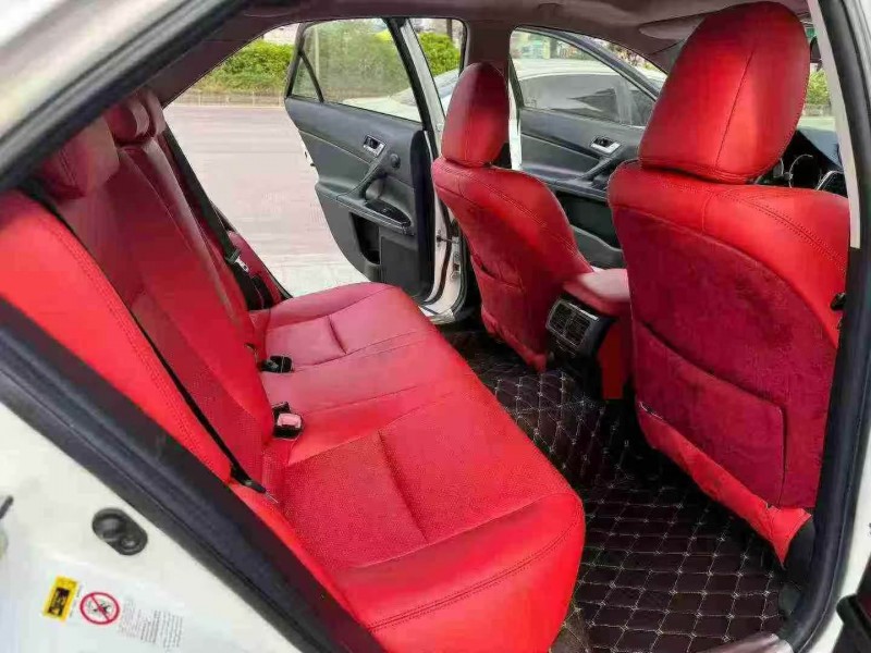 13年汕头丰田锐志