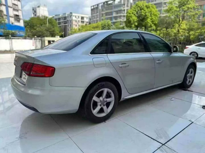 12年深圳奥迪A4L