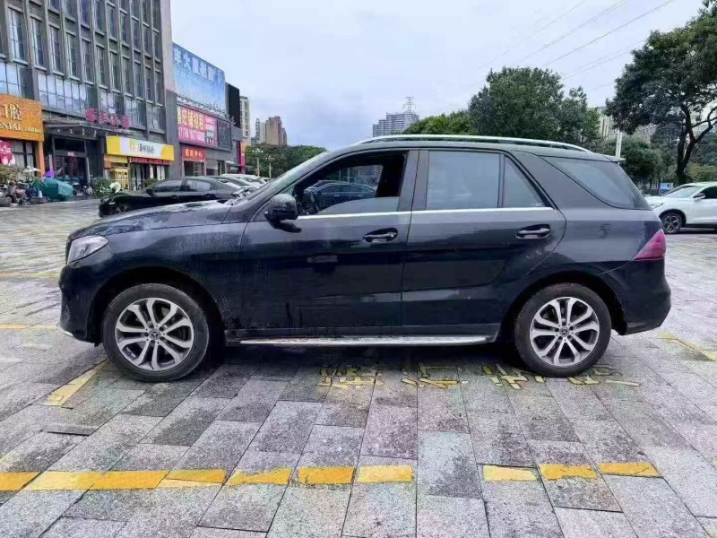 18年珠海奔驰GLE